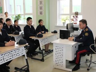 Ерлік ел жадында: Шалқар Ақымғалиевтің рухына арналған патриоттық жиын өтті