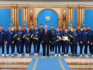 Мемлекет басшысы бокстан Әлем чемпионатының жеңімпаздары мен жүлдегерлерін марапаттау рәсіміне қатысты