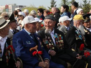 2 млн теңгеден 5 млн теңгеге дейін: Қай өңір ардагерлерге қандай төлем береді