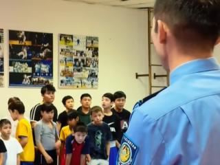 «Киберқауіпсіздік»: Атырауда жас спортшыларға интернет-алаяқтықтан сақтану жолдары түсіндірілді