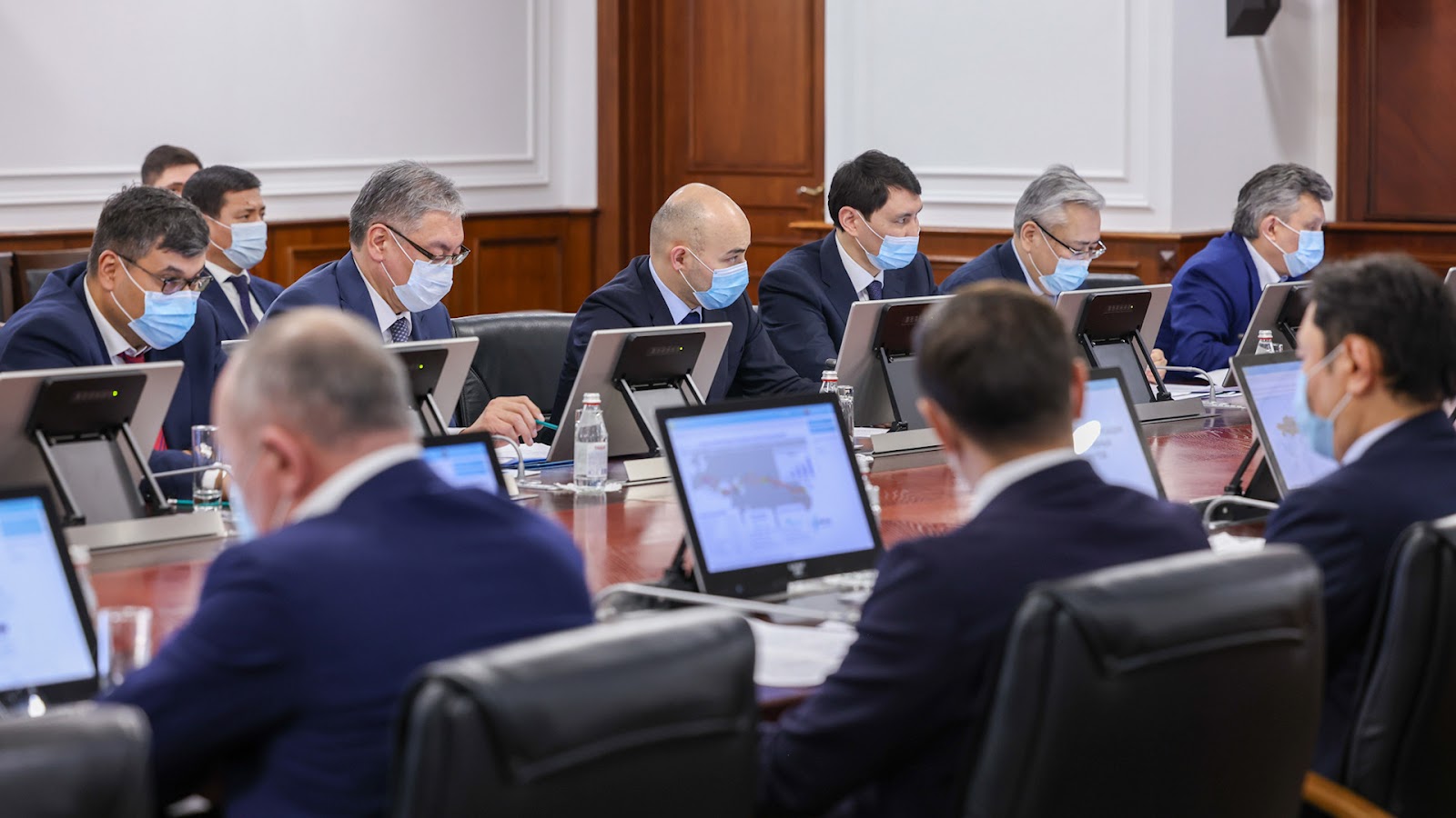 10 мая правительство