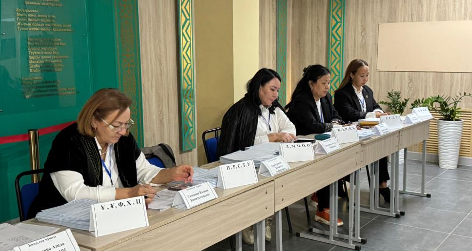 Жылыойда мәслихат депутаттарының сайлауы өтуде