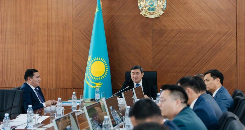 Атырауда «Таза Қазақстан» аясындағы өңірлік көгалдандыру жұмыстары талқыланды