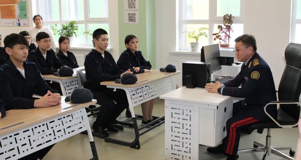 Ерлік ел жадында: Шалқар Ақымғалиевтің рухына арналған патриоттық жиын өтті