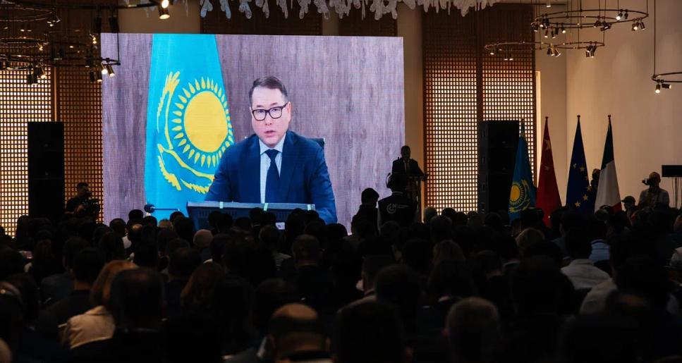 Атырауда мұнай-газ химиясындағы жергілікті қамтуды дамыту мәселесі талқыланды