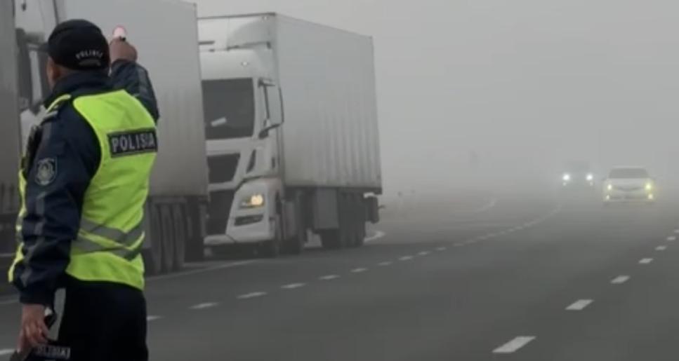 Қолайсыз ауа райында полицейлер дрон арқылы жол қауіпсіздігін бақылауда