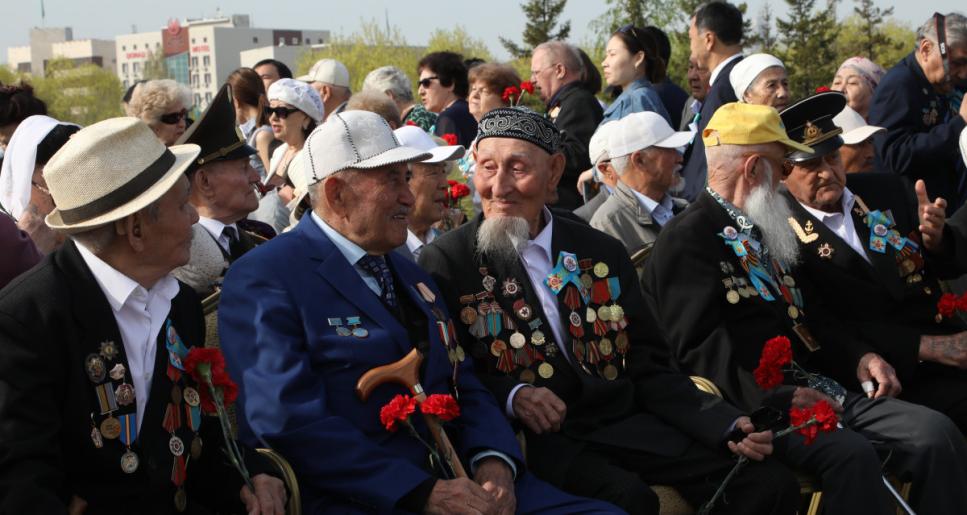 2 млн теңгеден 5 млн теңгеге дейін: Қай өңір ардагерлерге қандай төлем береді