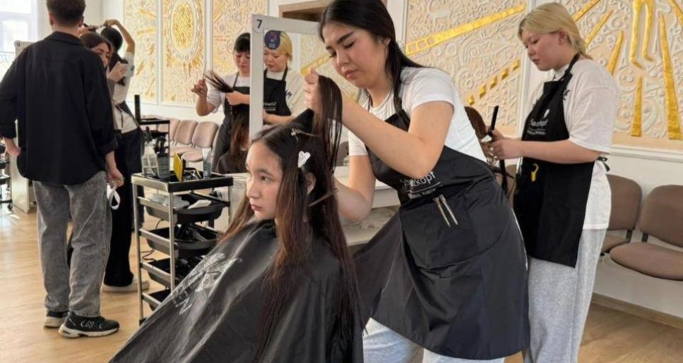 Жұмысшы мамандықтар жылы: Астанада үздік шаштараз анықталды